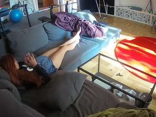 voyeurcam-julmodels-living-3