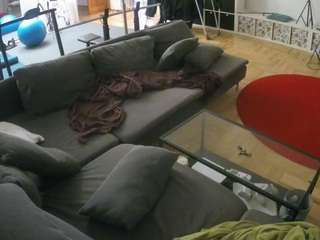 voyeurcam-julmodels-living-3