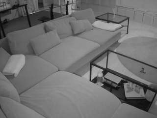 voyeurcam-julmodels-living-3 camsoda