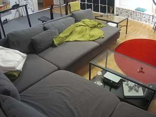 voyeurcam-julmodels-living-3