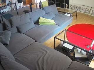 voyeurcam-julmodels-living-3