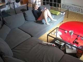  voyeurcam-julmodels-living-3 chat room