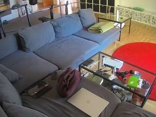 voyeurcam-julmodels-living-3