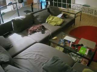 voyeurcam-julmodels-living-3