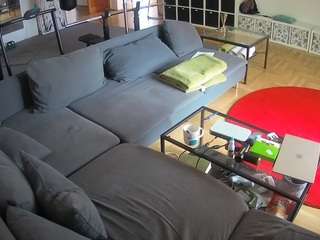 voyeurcam-julmodels-living-3
