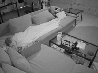 voyeurcam-julmodels-living-3 camsoda