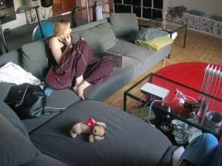 voyeurcam-julmodels-living-3 camsoda