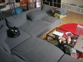 voyeurcam-julmodels-living-3 camsoda