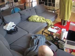 voyeurcam-julmodels-living-3