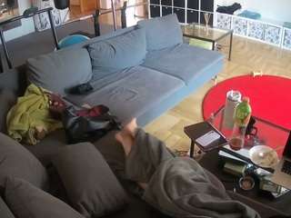 voyeurcam-julmodels-living-3