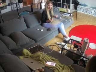 voyeurcam-julmodels-living-3 webcam model