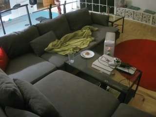 voyeurcam-julmodels-living-3