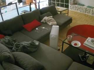 voyeurcam-julmodels-living-3 camsoda