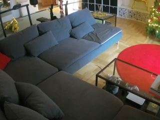 voyeurcam-julmodels-living-3