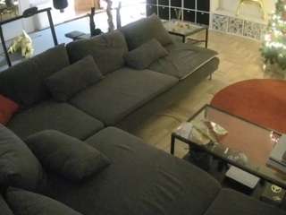 voyeurcam-julmodels-living-3