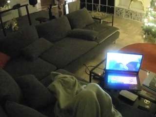 voyeurcam-julmodels-living-3