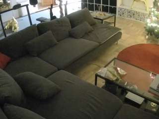 voyeurcam-julmodels-living-3