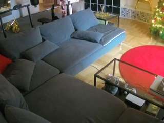 voyeurcam-julmodels-living-3