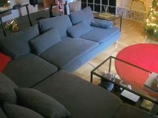 voyeurcam-julmodels-living-3