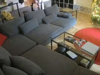 voyeurcam-julmodels-living-3