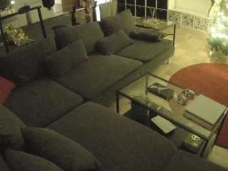 voyeurcam-julmodels-living-3