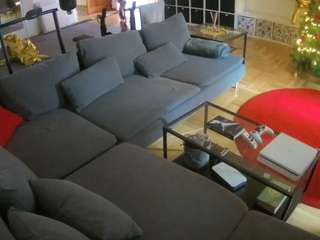 voyeurcam-julmodels-living-3