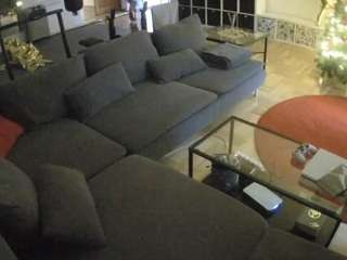 voyeurcam-julmodels-living-3