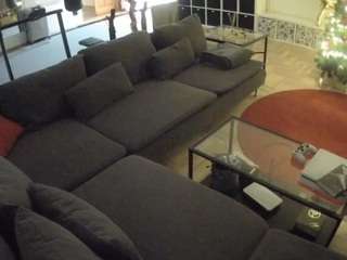 voyeurcam-julmodels-living-3