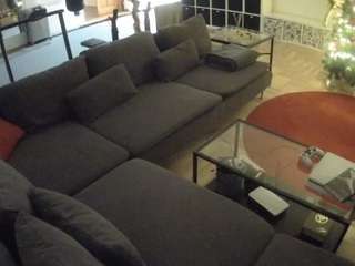 voyeurcam-julmodels-living-3