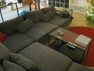 voyeurcam-julmodels-living-3