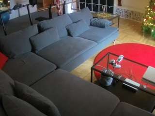 voyeurcam-julmodels-living-3