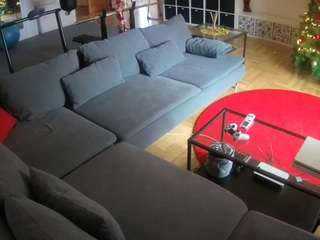 voyeurcam-julmodels-living-3