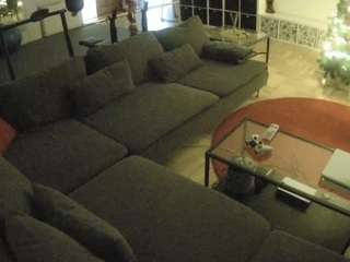 voyeurcam-julmodels-living-3