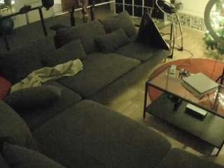 voyeurcam-julmodels-living-3