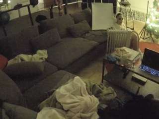 voyeurcam-julmodels-living-3