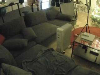 voyeurcam-julmodels-living-3