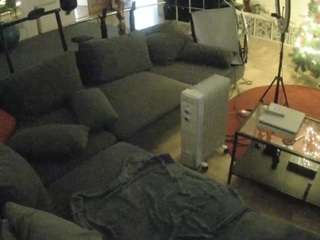 voyeurcam-julmodels-living-3