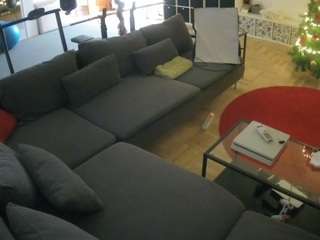 voyeurcam-julmodels-living-3