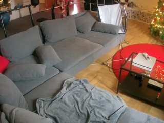 voyeurcam-julmodels-living-3