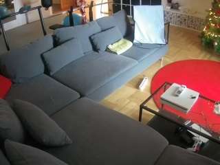 voyeurcam-julmodels-living-3