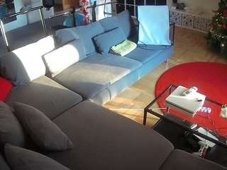 voyeurcam-julmodels-living-3