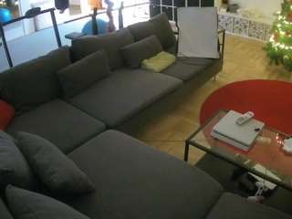voyeurcam-julmodels-living-3