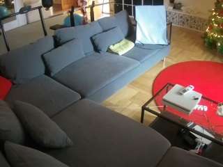 voyeurcam-julmodels-living-3