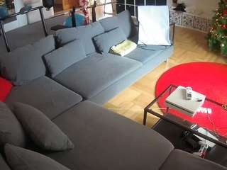 voyeurcam-julmodels-living-3