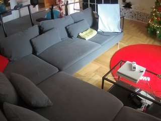 voyeurcam-julmodels-living-3