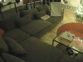 voyeurcam-julmodels-living-3