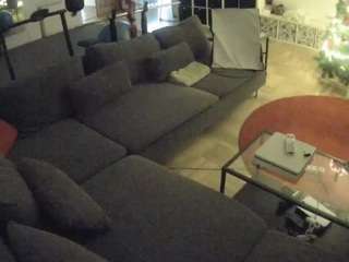voyeurcam-julmodels-living-3