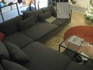 voyeurcam-julmodels-living-3