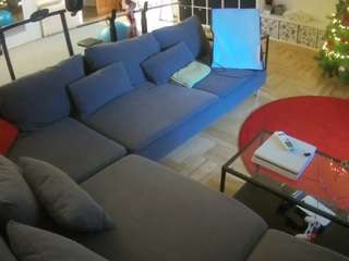 voyeurcam-julmodels-living-3