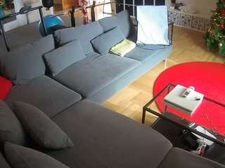 voyeurcam-julmodels-living-3